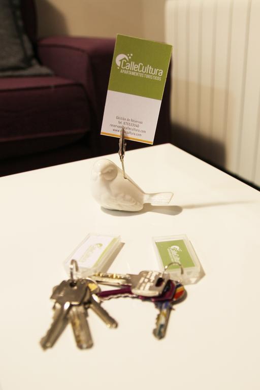 Apartamentos Callecultura Мадрид Стая снимка