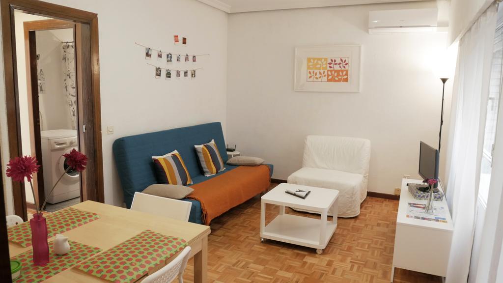 Apartamentos Callecultura Мадрид Екстериор снимка