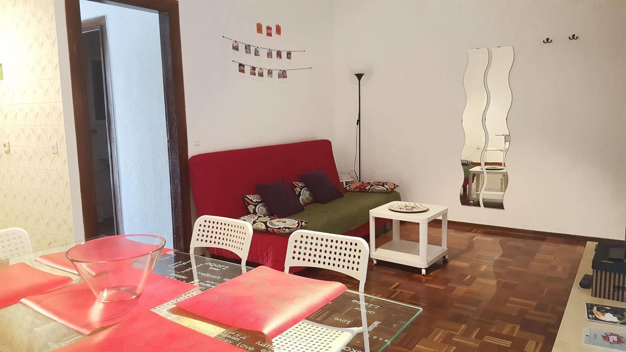 Apartamentos Callecultura Мадрид Екстериор снимка